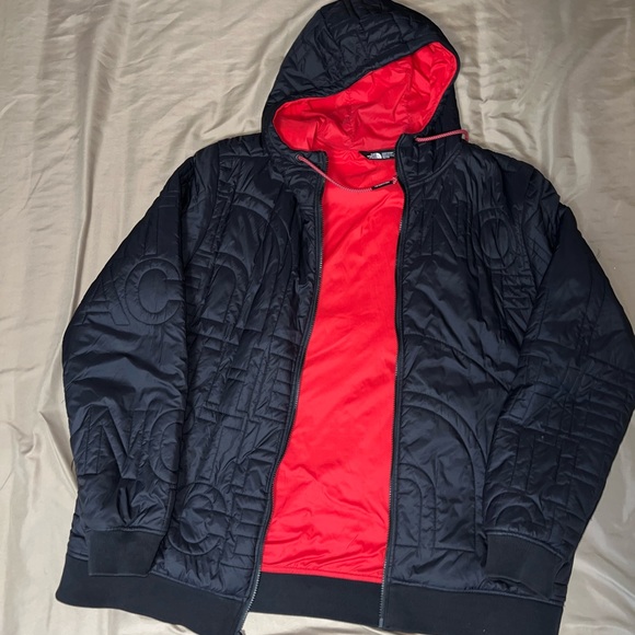 Men’s xl the north face puffer jacket - Picture 9 of 11
